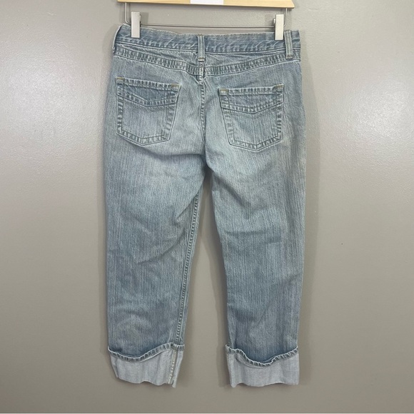 Old Navy Jeans Womens Size 4 The Low Rise light wash rolled cuff - Picture 2 of 8